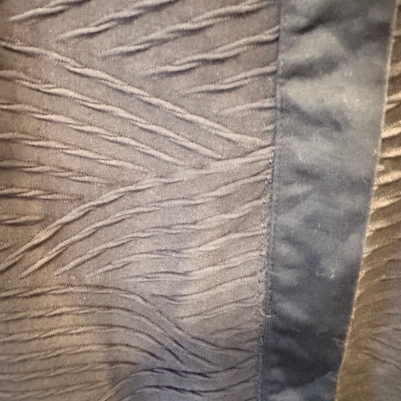 Chicos Women’s Sz 3 or XL Blue Button Down Shirt - Picture 3 of 5